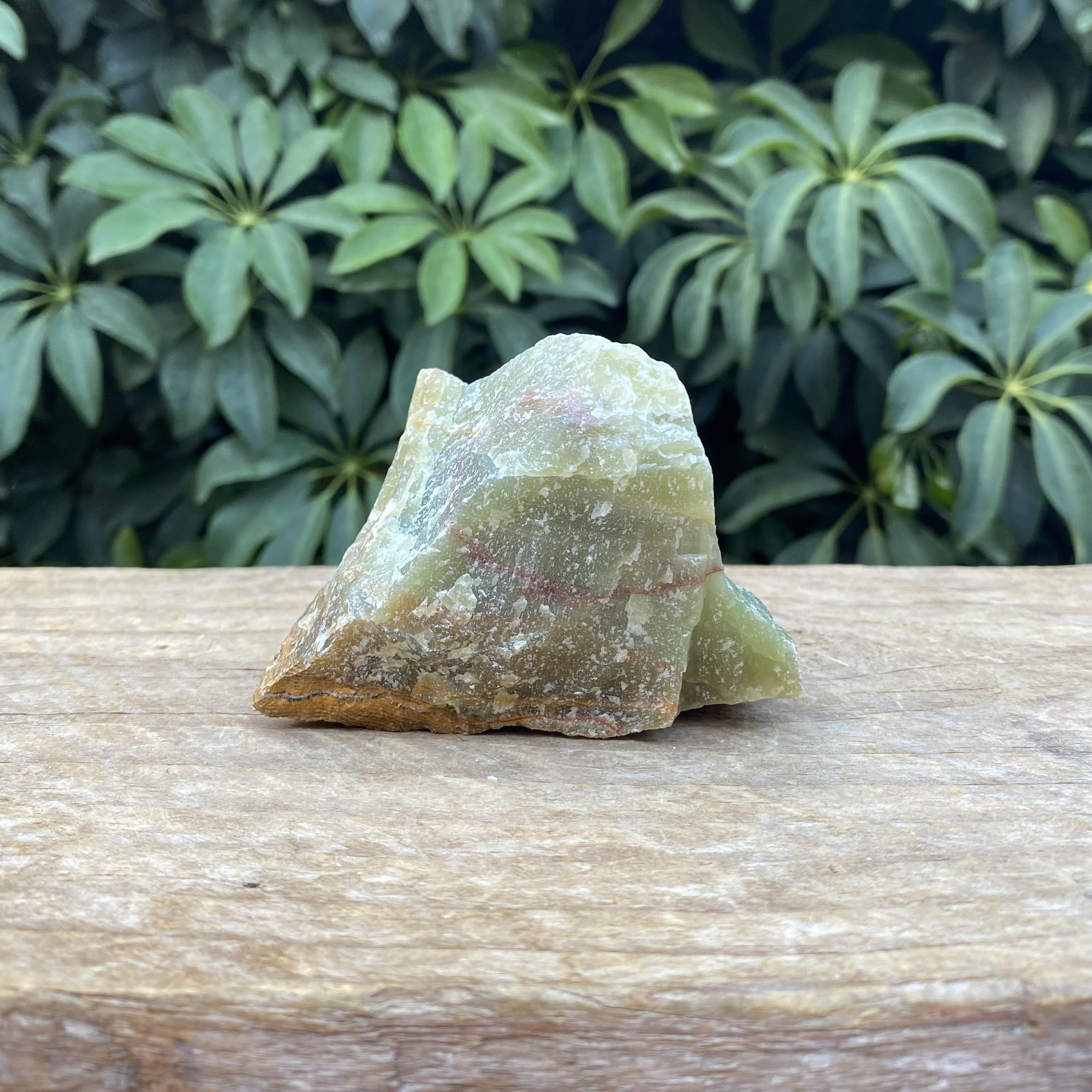 Onix verde en bruto #2