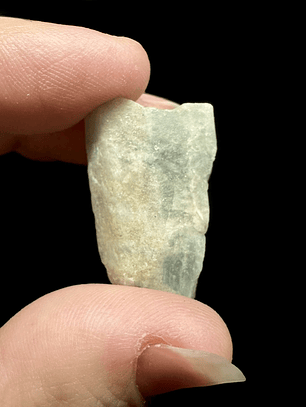 Aguamarina en bruto #11