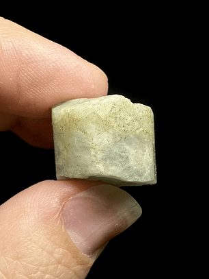 Aguamarina en bruto #12