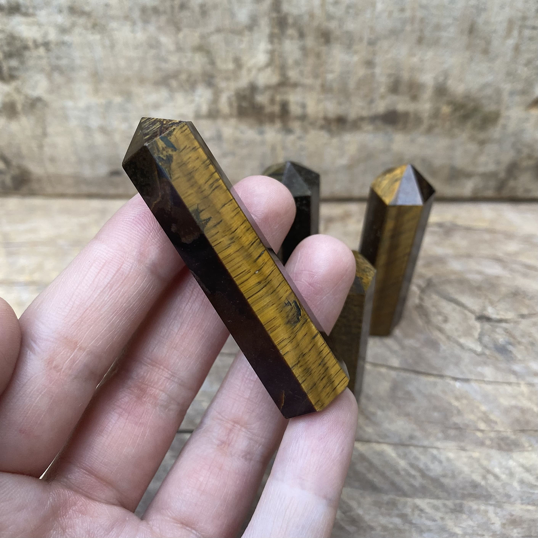 Ojo de Tigre en obelisco punta mediano 2