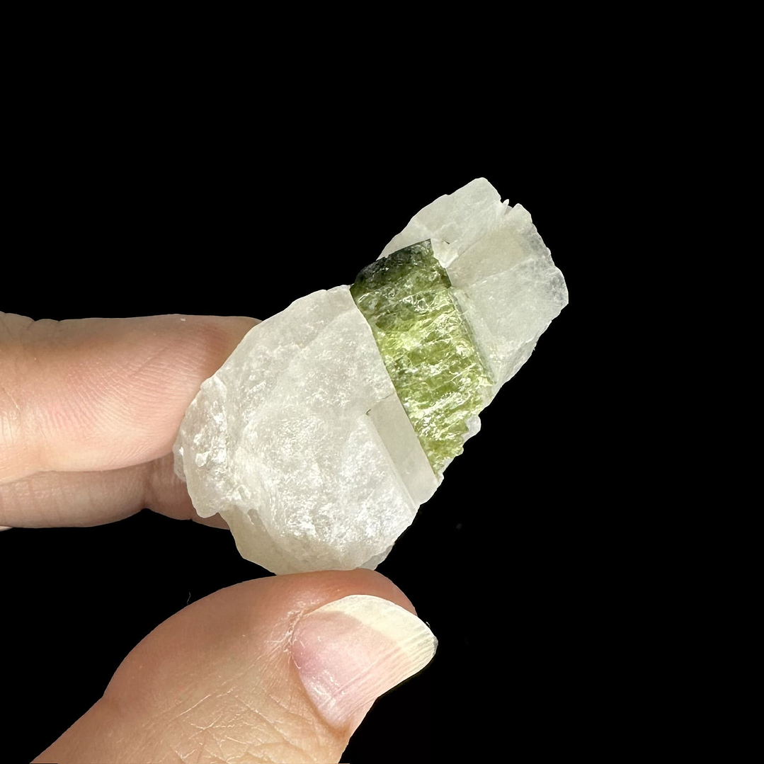 Turmalina verde en matriz de cuarzo #15 1