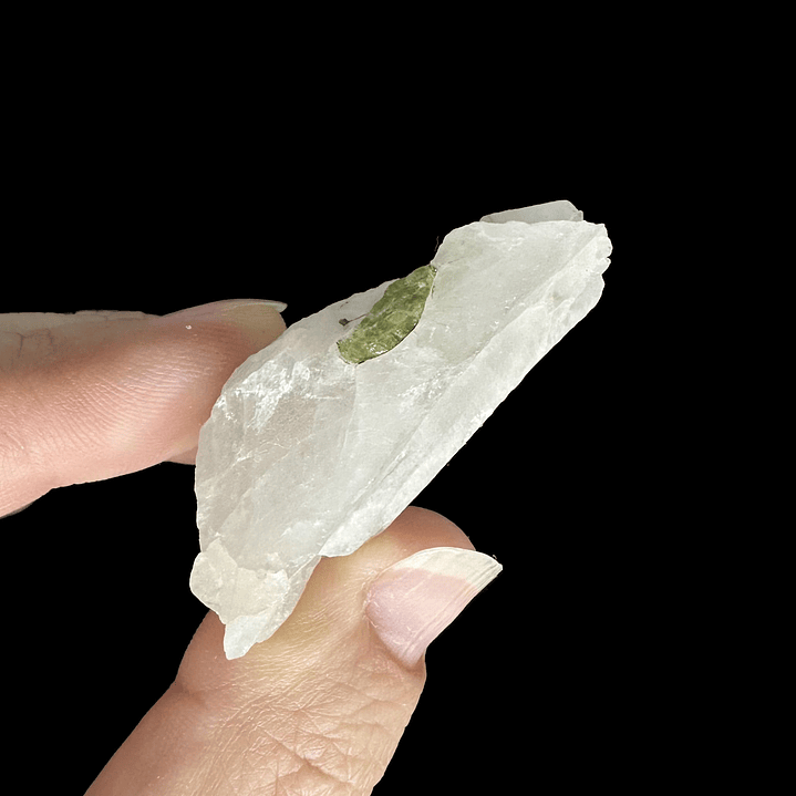 Turmalina verde en matriz de cuarzo #15 5