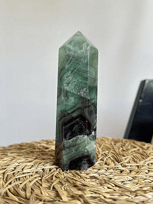 Fluorita en obelisco XL #5