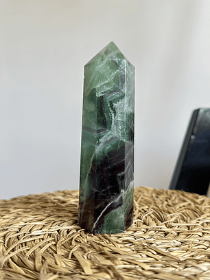 Fluorita en obelisco XL #5