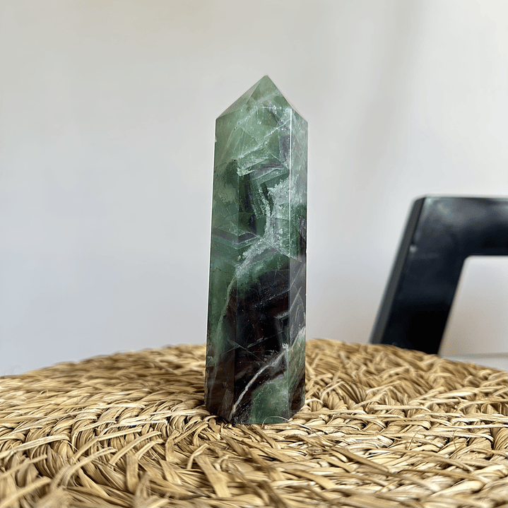 Fluorita en obelisco XL #5 1