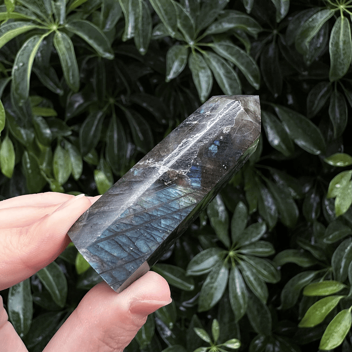 Labradorita en obelisco #5 3