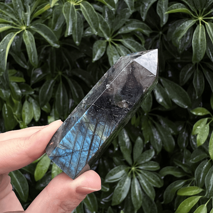 Labradorita en obelisco #5 1