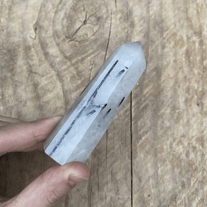 Cuarzo Turmalinado en obelisco #9 1