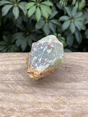 Onix verde en bruto #4