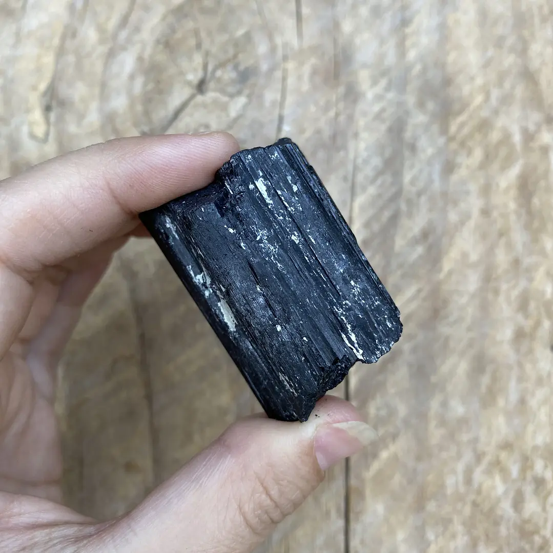 Turmalina negra grande en bruto #11 3