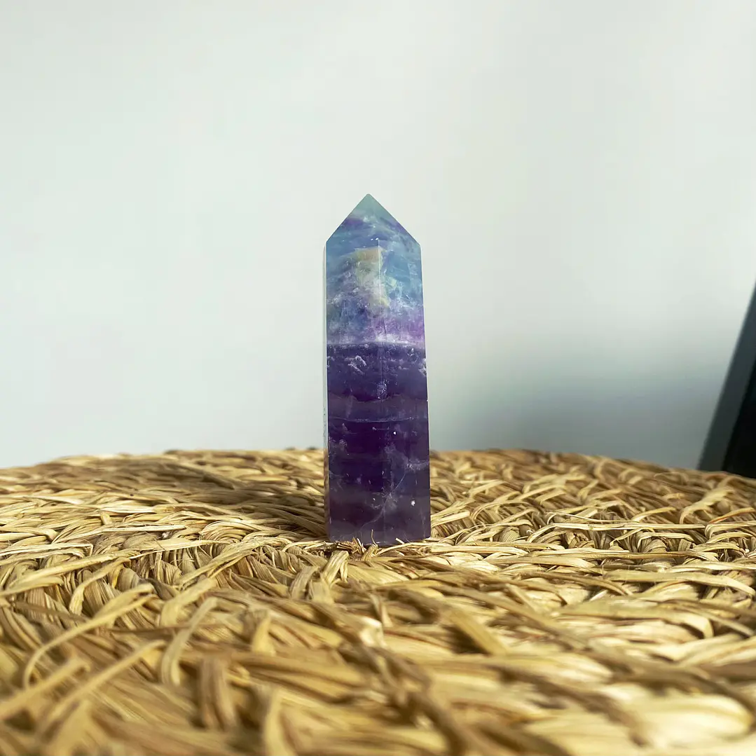 Fluorita en obelisco mediano #13 1