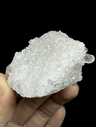 Cuarzo Cristal en drusa #9