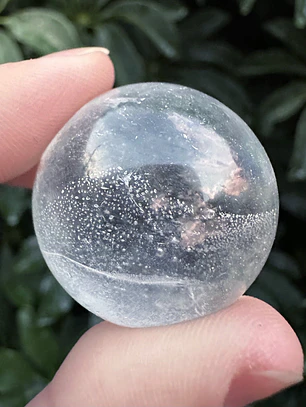 Cuarzo cristal en esfera pequeña #1