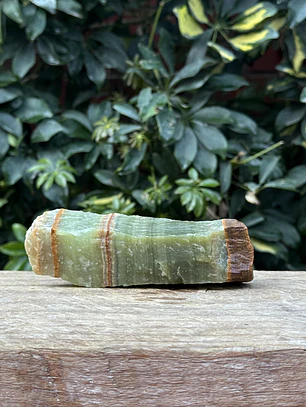 Onix verde en bruto #10
