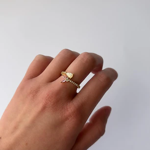 Anillo de Baño de Oro 18k - Gota de Ópalo Sintético