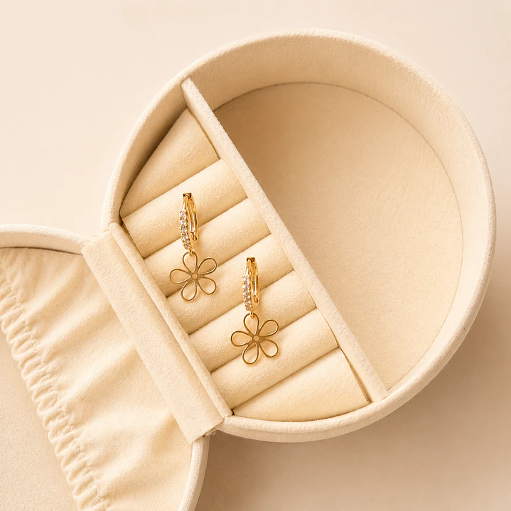 Argollas Bañadas en Oro 18k Diseño Flori 1