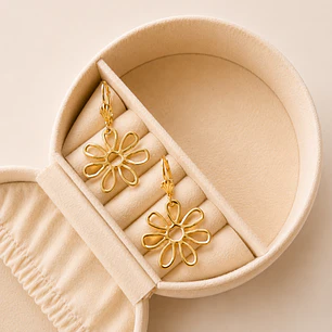 Argollas Bañadas en Oro 18k Diseño Margarita
