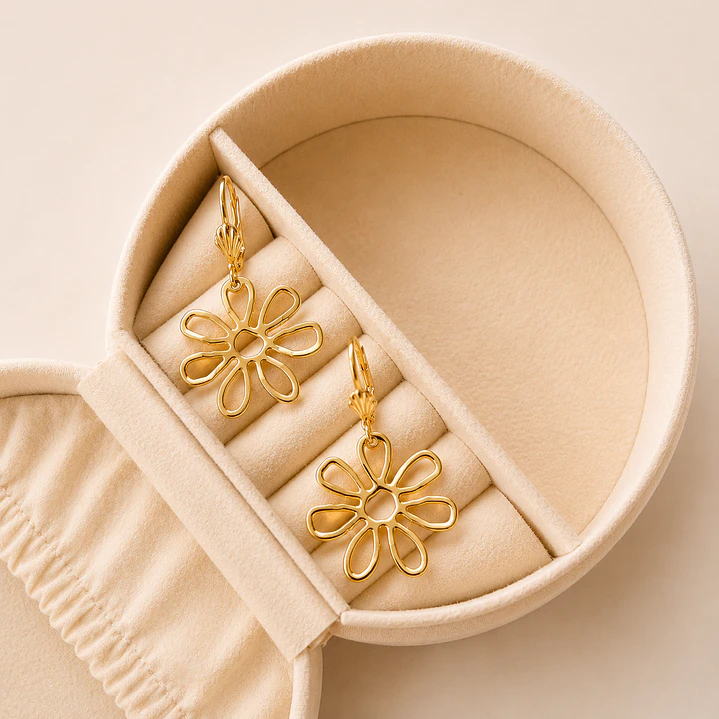 Argollas Bañadas en Oro 18k Diseño Margarita 1