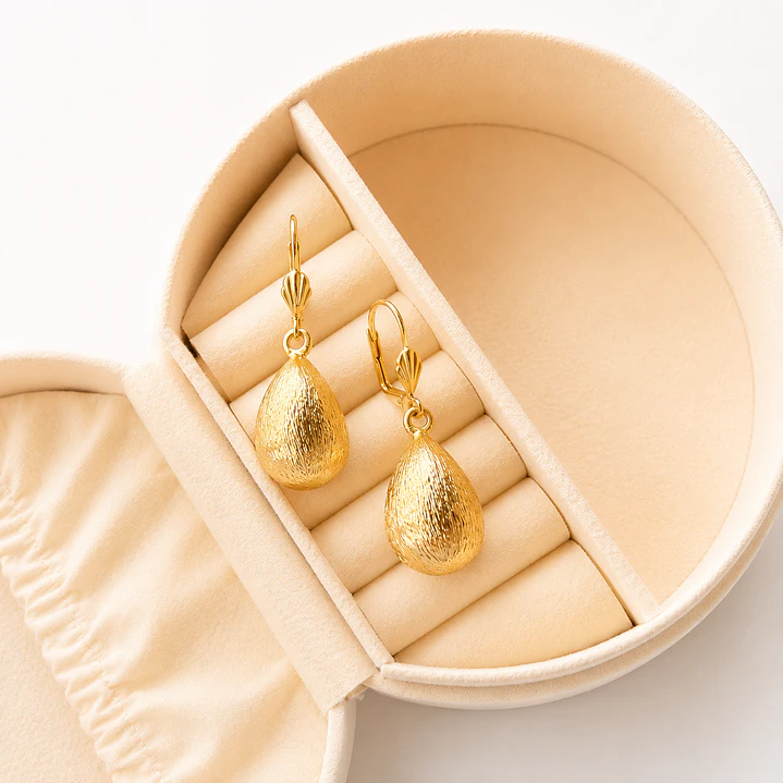Argollas Bañadas en Oro 18k Diseño Gota Satinada 1