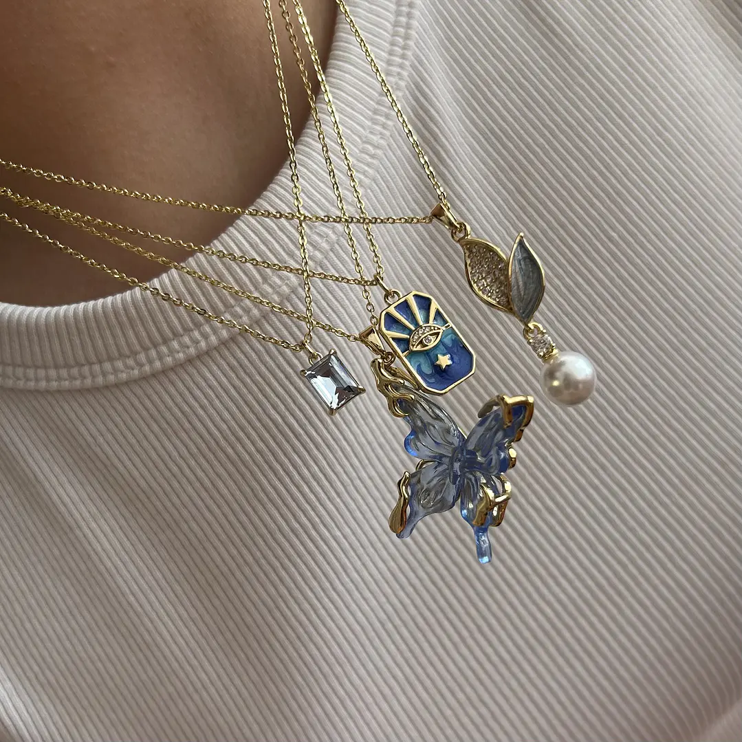 Collar Bañado en Oro Diseño Maxi Mariposa Azul 2