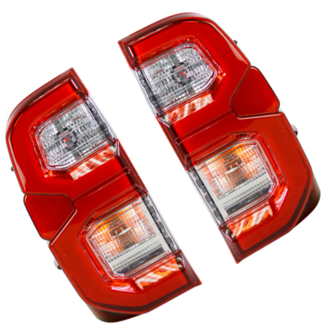Faro Trasero LED Toyota Hilux Revo 2016–2025 Precio por el par 2
