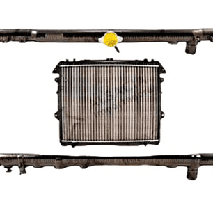Radiador para Toyota Hilux Vigo 2004-2006 (bencinera)
