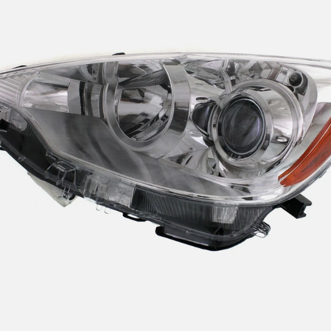 Óptico Delantero Izquierdo Toyota Prius C 2014-2015 USADO ORIGINAL 3