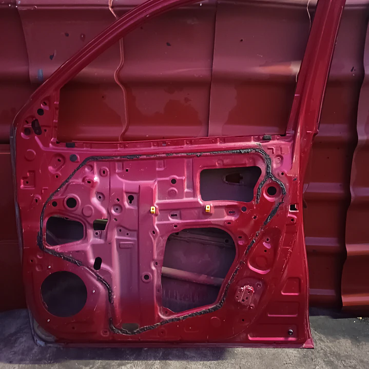 PUERTA DELANTERA DERECHA TOYOTA HILUX REVO 2016-25 2