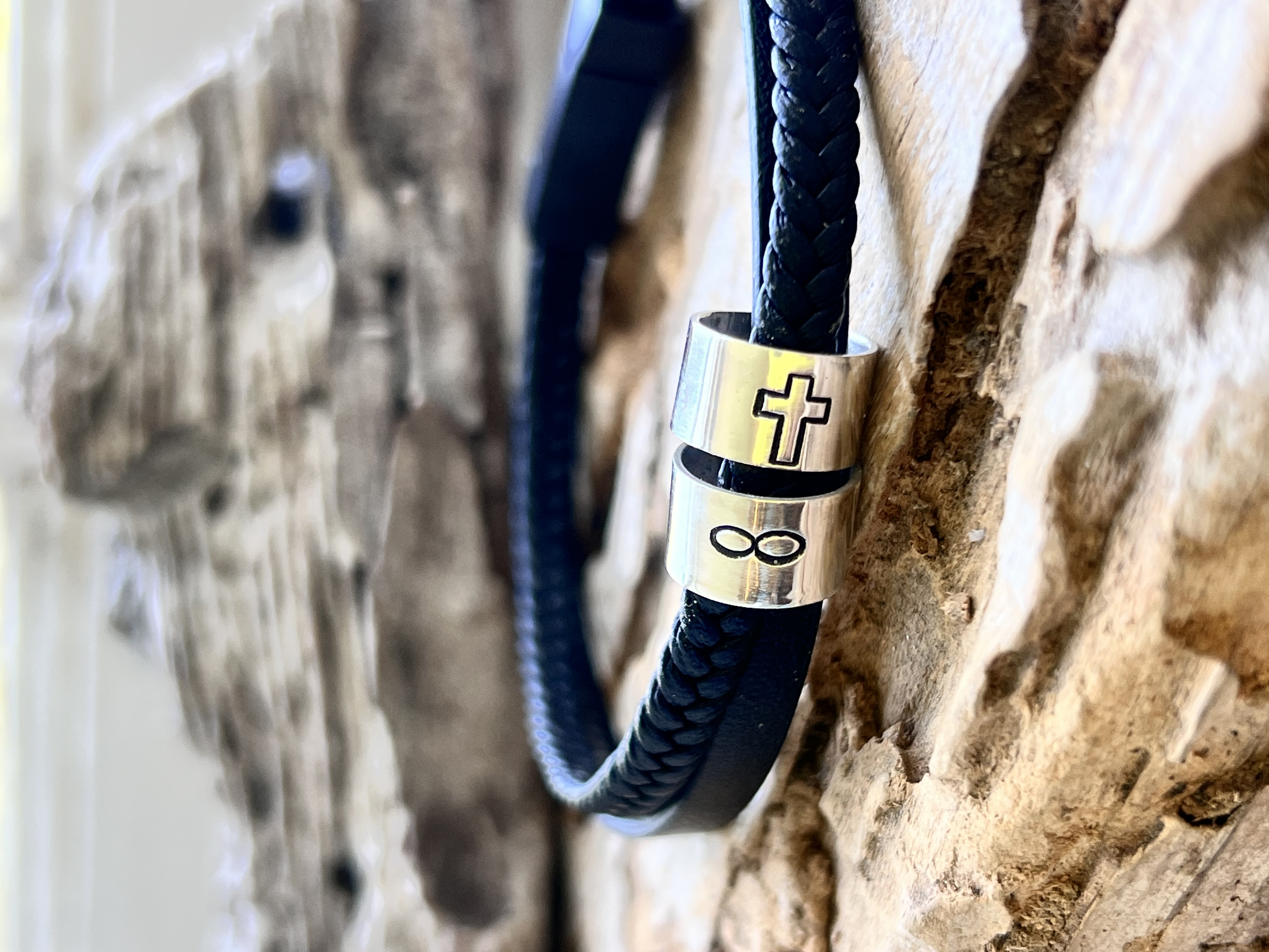 Pulsera cuero seba