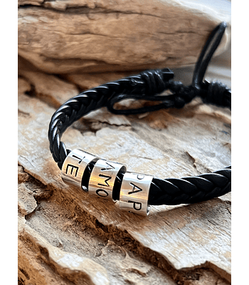 pulsera cuero amarrada