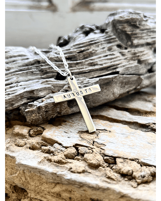 Cruz personalizada nombre fecha