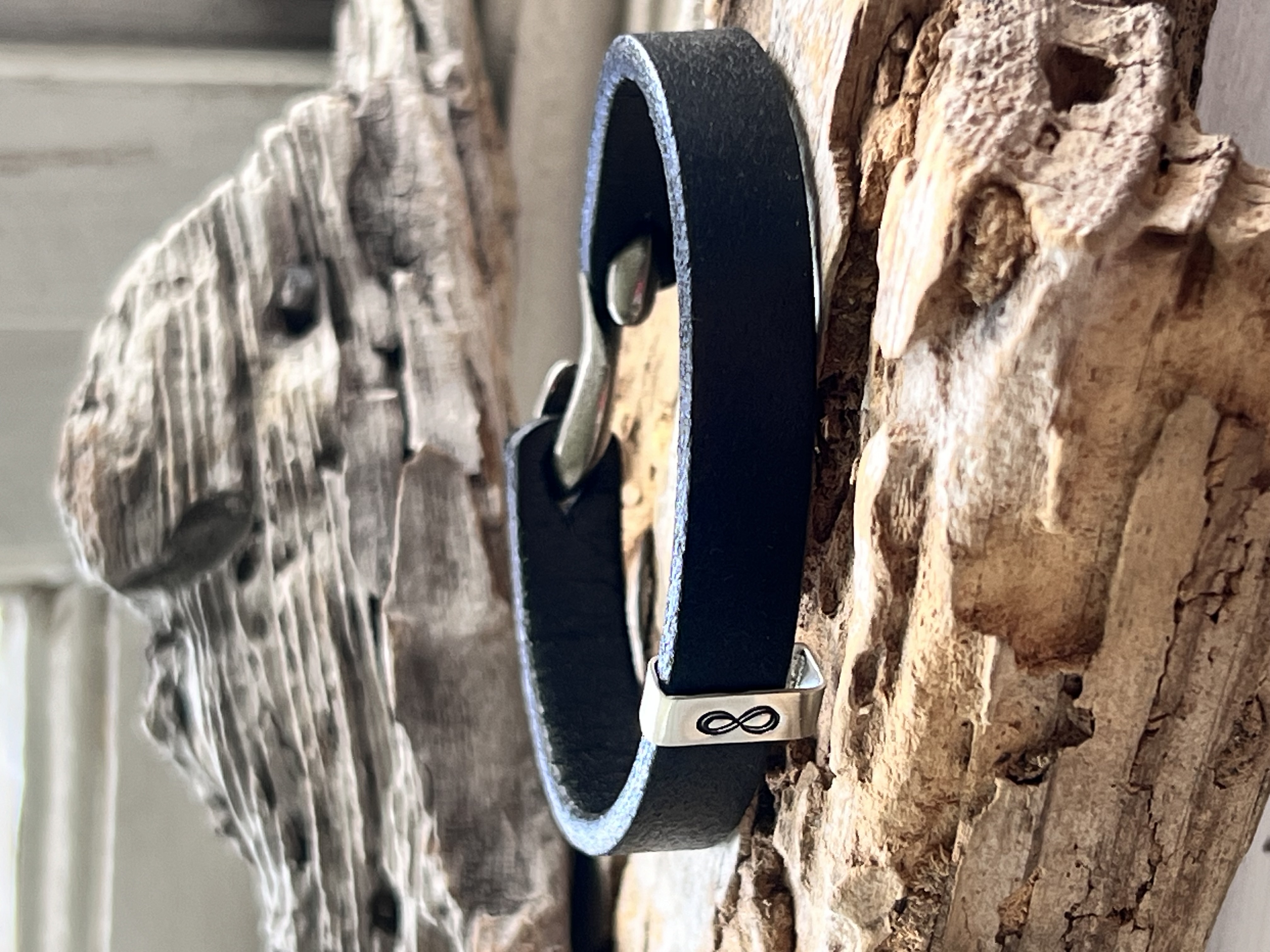 Pulsera cuero grande