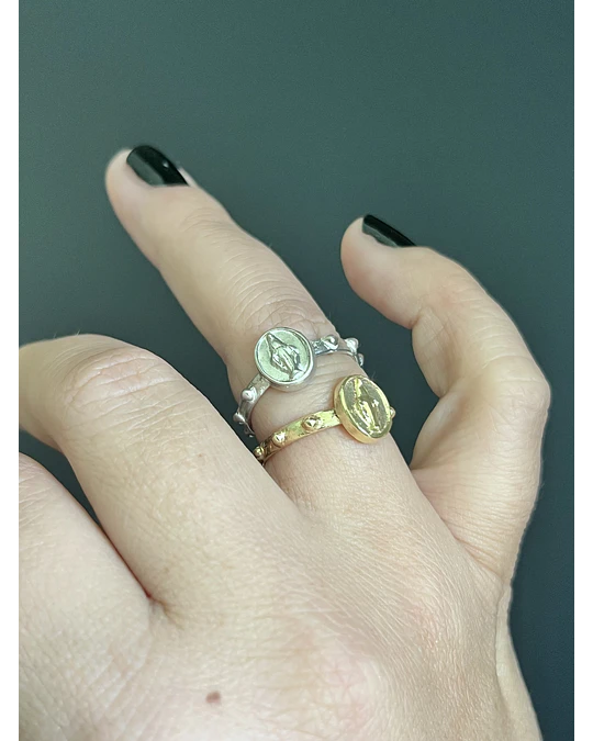 Anillo drenario virgen dorado