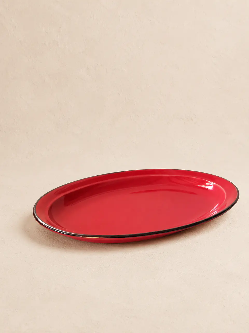 Plato de cerámica Rojo ovalado  1