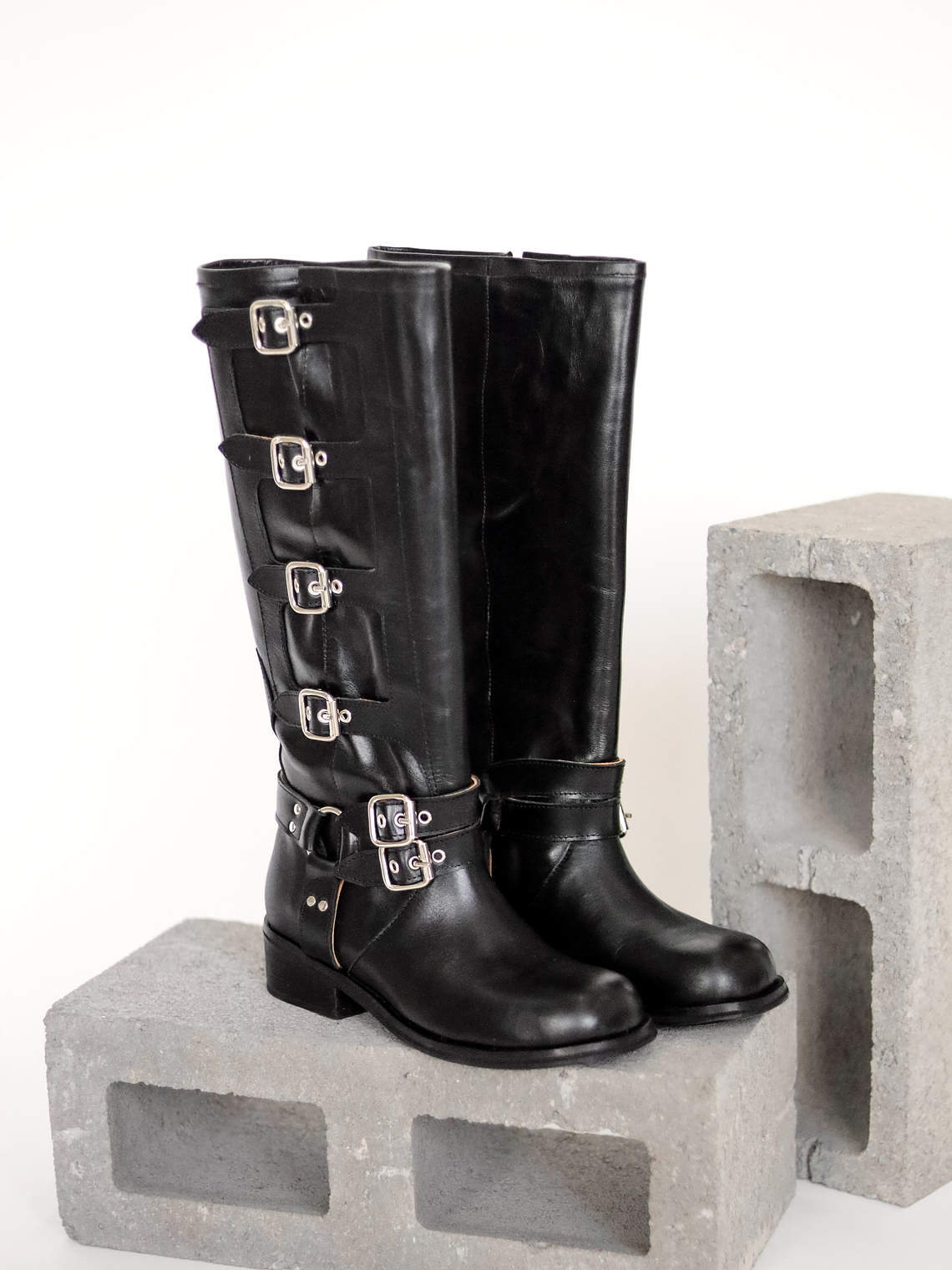 MIUCCIA NEGRO PRE ORDER 1