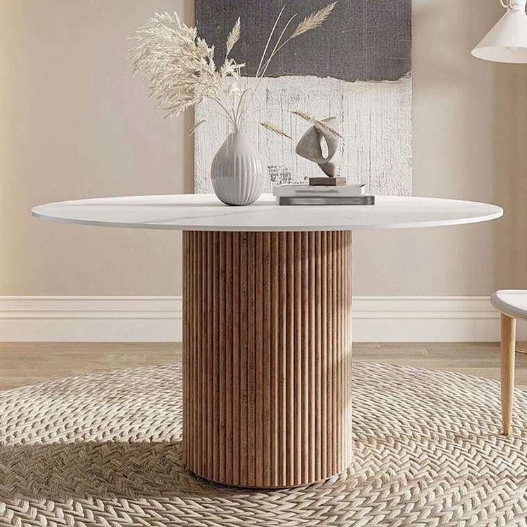 Mesa de comedor redonda cubierta de marmol 1