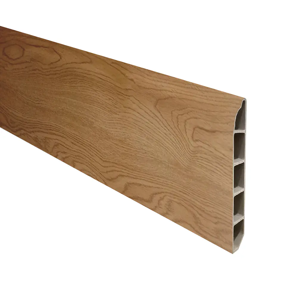 Guardapolvo Piso SPC, Roble Soft, 2,4mt x 6cm, 12mm 1