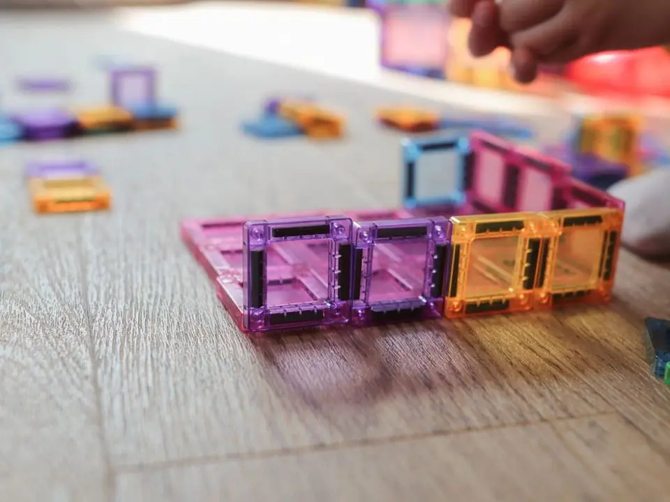 Magnetic Tiles - 100 Peças - Travel Kit 4