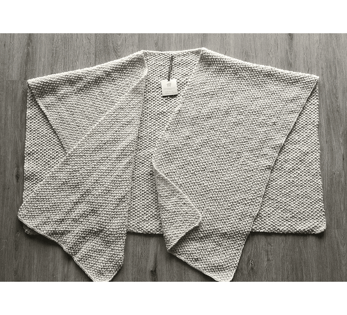 "Plain" hand-knitted wool roan