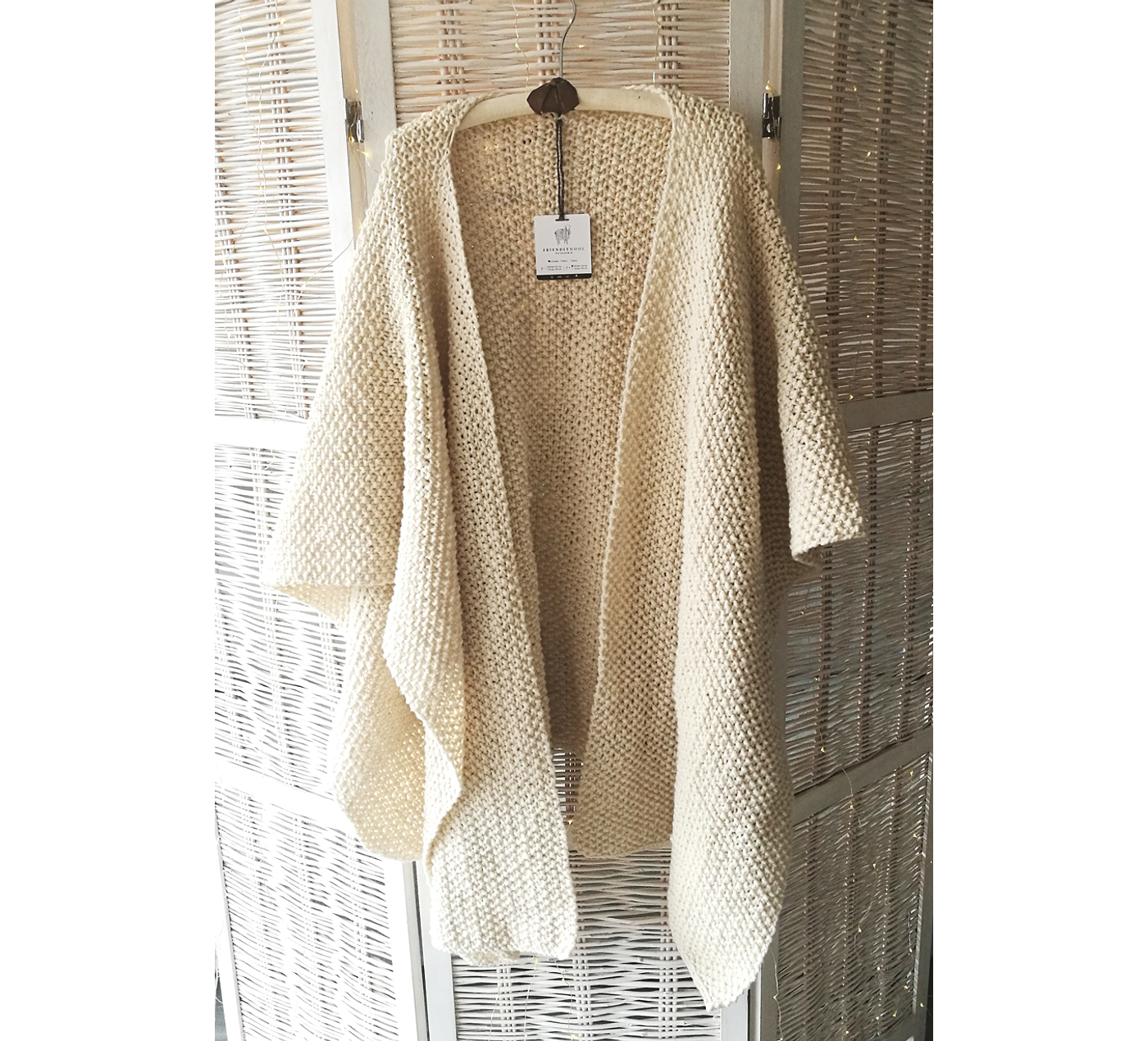 "Plain" hand-knitted wool roan