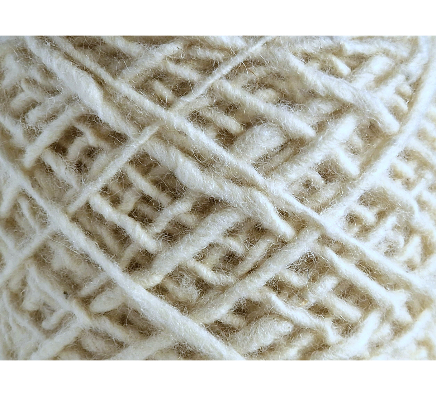 Ovillo 100% Corriedale rústico color crudo - Wildlife Friendly