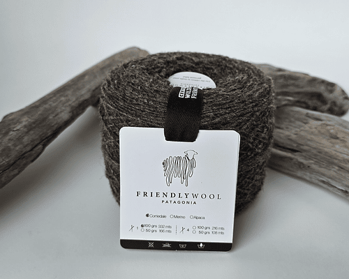 Ovillo 100% oveja Corriedale chocolate Fingering 1 hebra - Wildlife Friendly