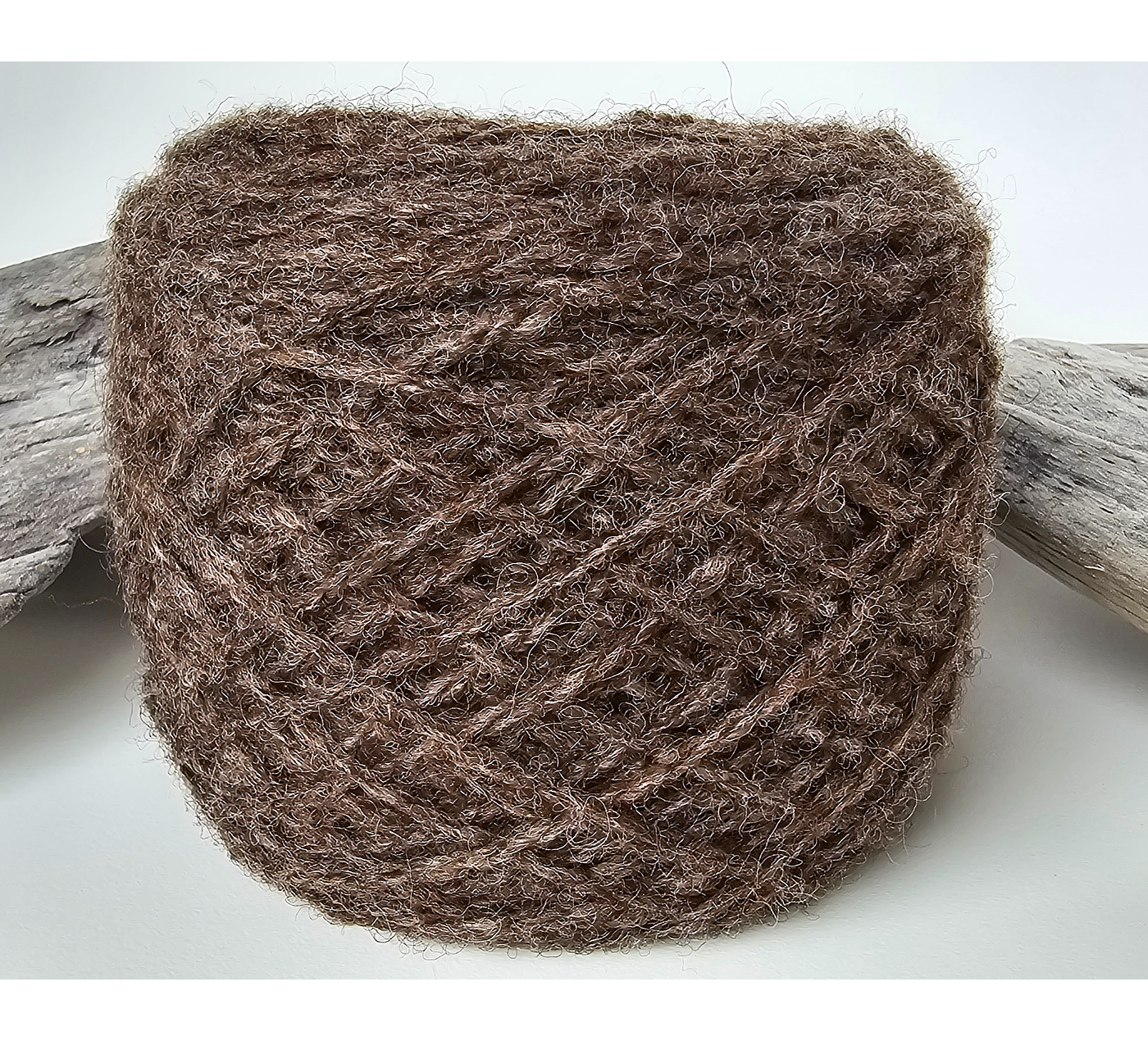 Ovillo 100% oveja Corriedale chocolate DK 2 hebras - Wildlife Friendly