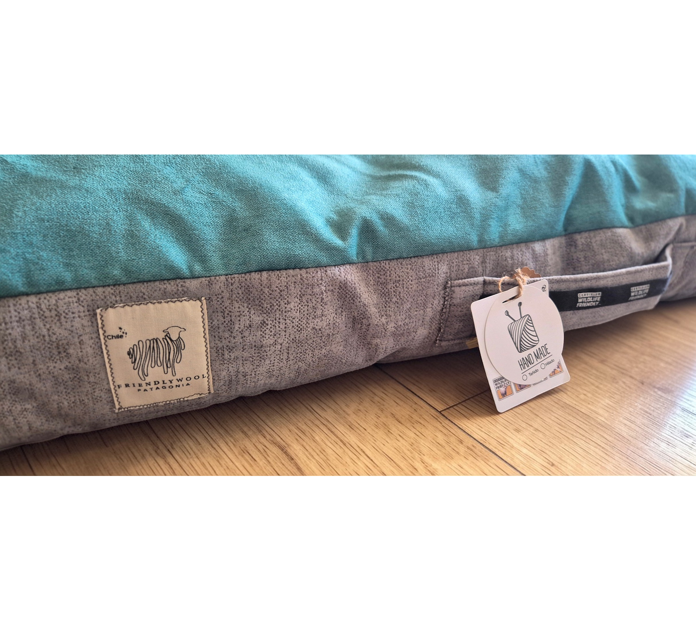 Almohadón para mascotas XL – Lana natural de oveja Corriedale - Certified Wildlife Friendly® 