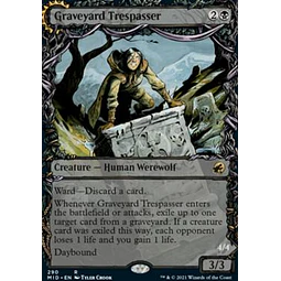 Graveyard Trespasser (Showcase) - Innistrad: Midnight Hunt Variants (ingles)