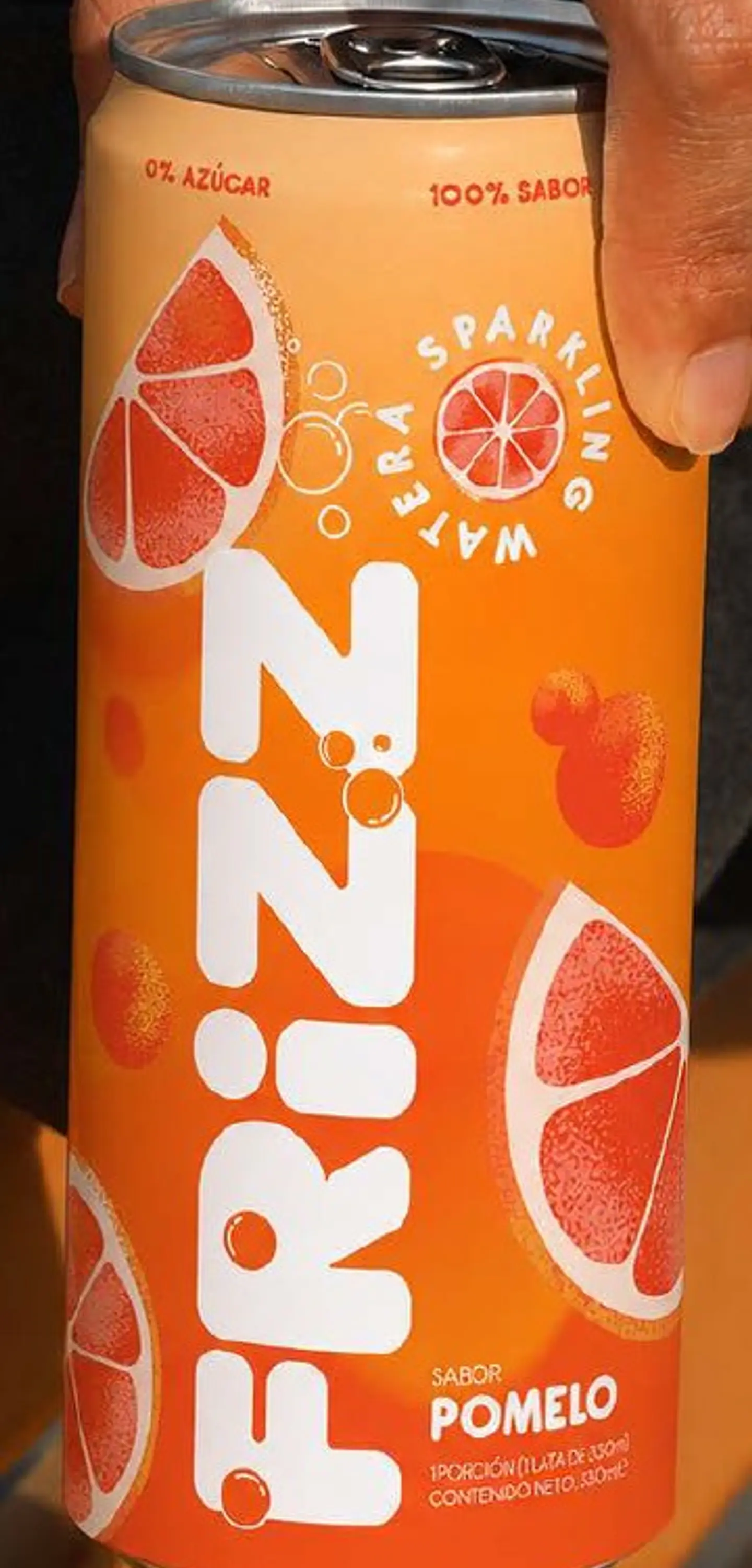 Agua con gas Frizz sabor Pomelo 1