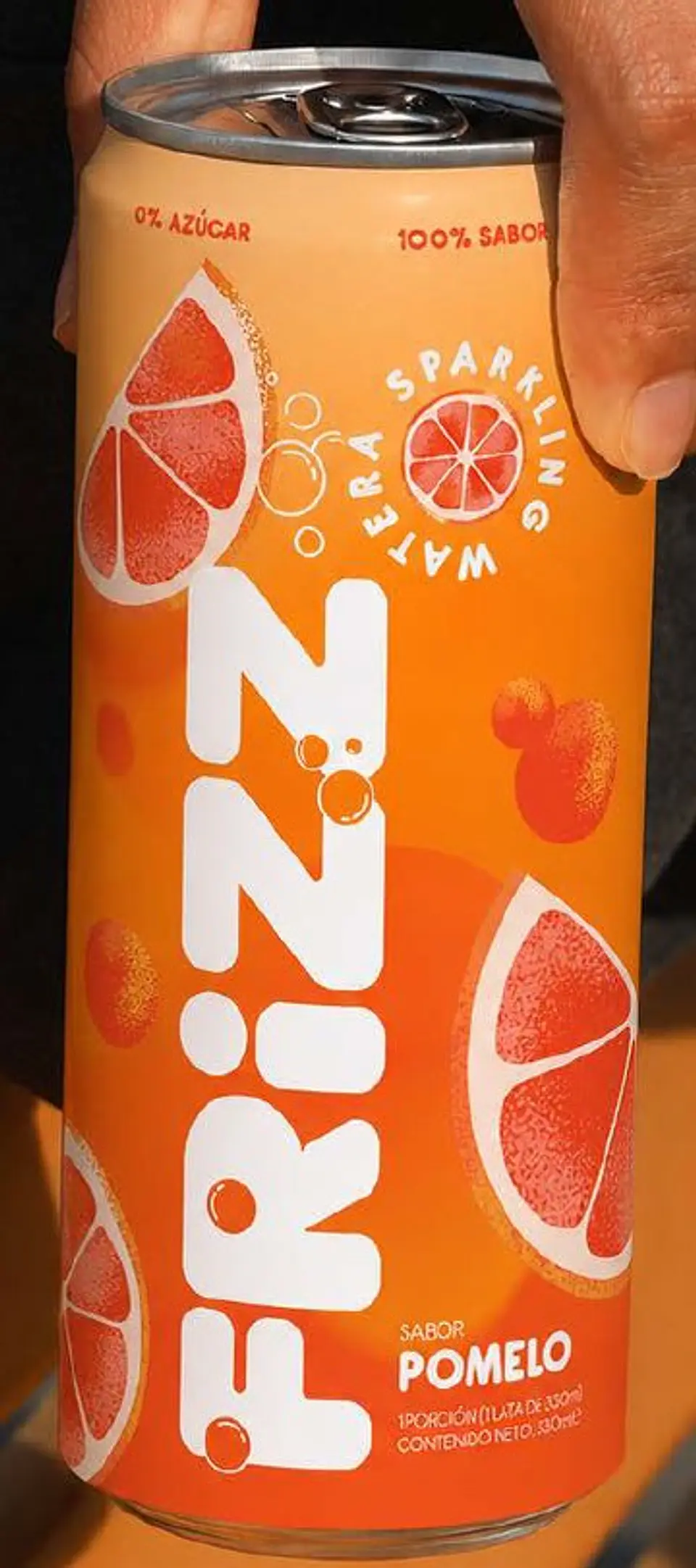 Agua con gas Frizz sabor Pomelo 1
