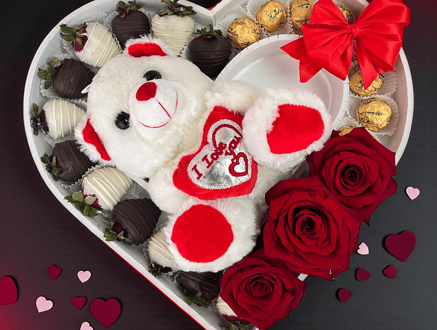CORAZON FRUTILLAS CON PELUCHE