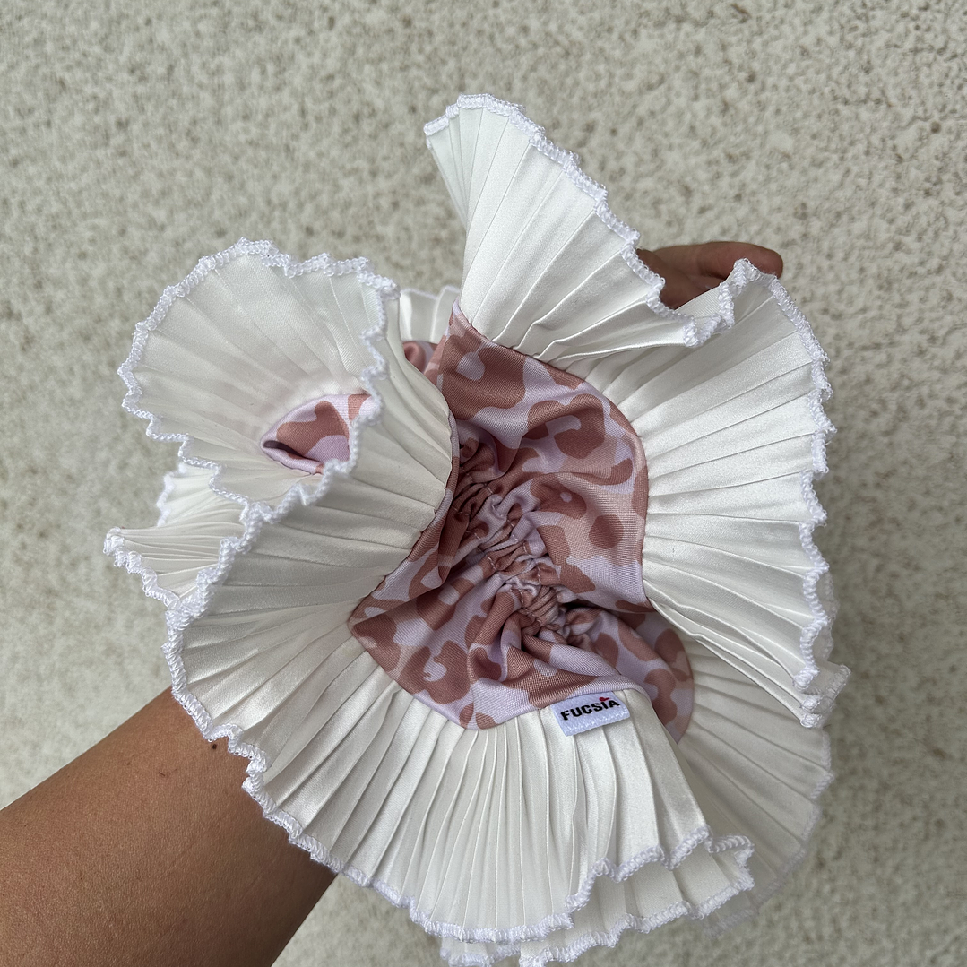 Emilia plus crema animal print  2