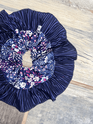 Josefina II azul marino florcitas 